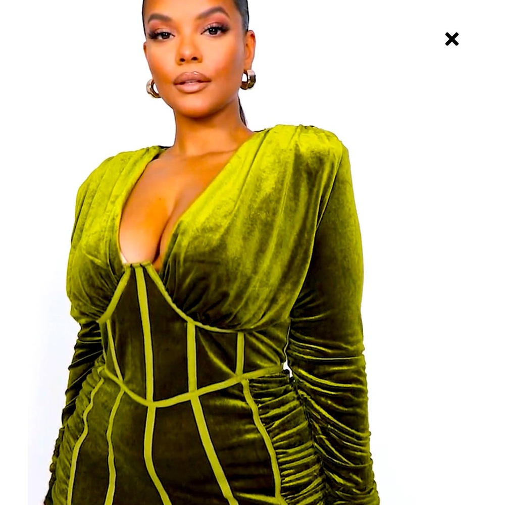 Plus Olive Velvet Ruched Corset Bodycon Dress